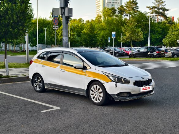 2015 Kia Ceed II, белый, 650000 рублей - вид 2