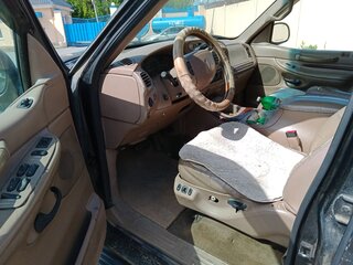 1997 Lincoln Navigator I, чёрный, 450000 рублей, вид 5
