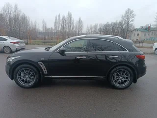 2012 Infiniti FX30d II (S51) Рестайлинг, чёрный, 1800000 рублей, вид 4
