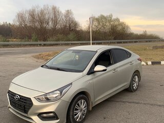 2017 Hyundai Solaris II, бежевый, 1180000 рублей, вид 1