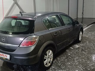 2010 Opel Astra H Рестайлинг, серый, 750000 рублей, вид 4