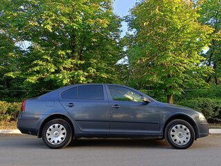2008 Skoda Octavia II (A5), серый, 850000 рублей, вид 2