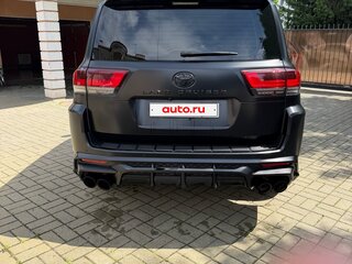 2022 Toyota Land Cruiser 300 Series, чёрный, 12500000 рублей, вид 4