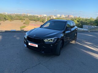 2018 BMW X1 20i xDrive II (F48), чёрный, 3000000 рублей, вид 1
