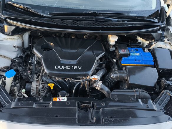 2015 Kia Ceed II, серебристый, 950000 рублей - вид 12
