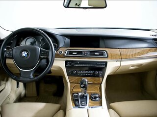 2012 BMW 7 серии Long 750Li xDrive V (F01/F02/F04), белый, 1850000 рублей, вид 5