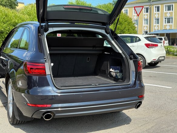 2017 Audi A4 V (B9), синий, 2000000 рублей - вид 13