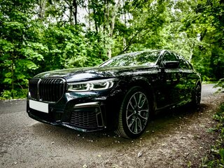 2021 BMW 7 серии 730d xDrive VI (G11/G12) Рестайлинг, чёрный, 6150000 рублей, вид 1