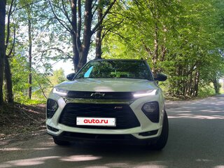 2020 Chevrolet TrailBlazer III, белый, 2200000 рублей, вид 3