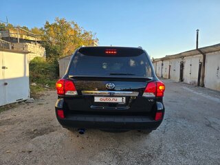 2015 Toyota Land Cruiser 200 Series Рестайлинг 1, чёрный, 13500000 рублей, вид 3