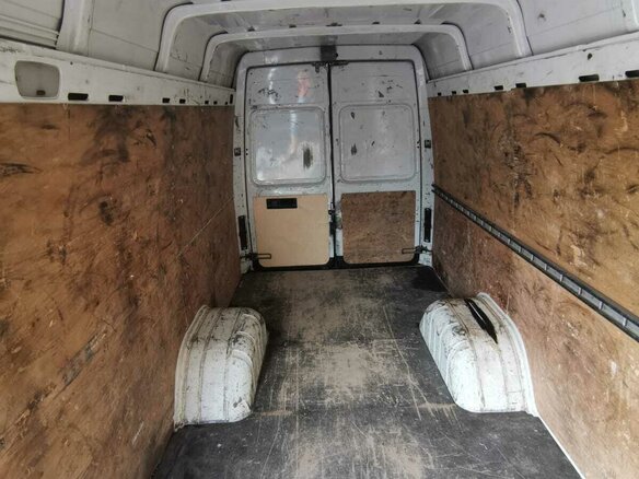 2002 Mercedes-Benz Sprinter, белый, 1550000 рублей - вид 10