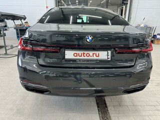 2022 BMW 7 серии 730d xDrive VI (G11/G12) Рестайлинг, серый, 9500000 рублей, вид 5