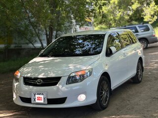 2010 Toyota Corolla Fielder X (E140, E150) Рестайлинг, белый, 960000 рублей, вид 4