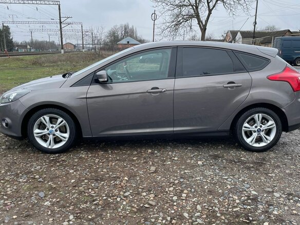2012 Ford Focus III, коричневый, 890000 рублей - вид 6