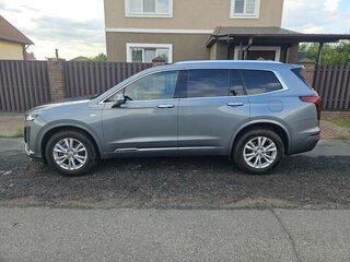 2021 Cadillac XT6 I, серебристый, 2583506 рублей, вид 2
