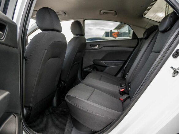 2018 Hyundai Solaris II, белый - вид 30