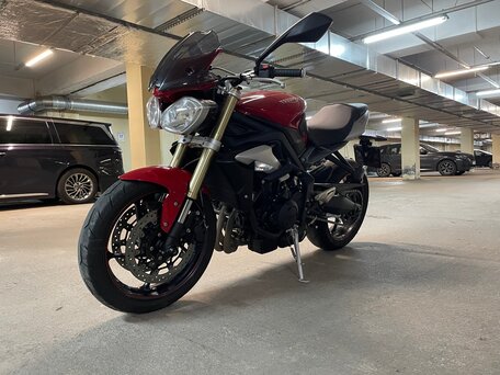 2016 Triumph Street Triple, красный, 840000 рублей, вид 1