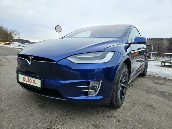 2020 Tesla Model X Long Range Plus I, синий, 5790000 рублей - вид 4