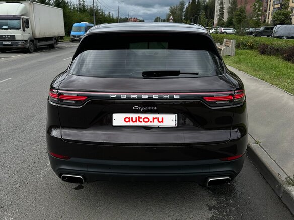 2019 Porsche Cayenne III, коричневый, 5900000 рублей - вид 2