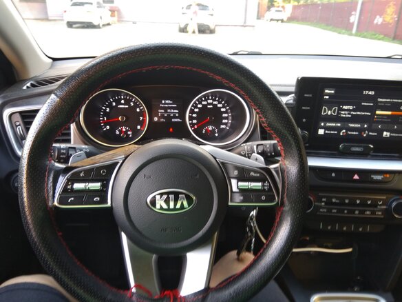 2021 Kia Ceed III, чёрный, 1800000 рублей - вид 14
