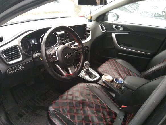 2021 Kia Ceed III, чёрный, 1800000 рублей - вид 11
