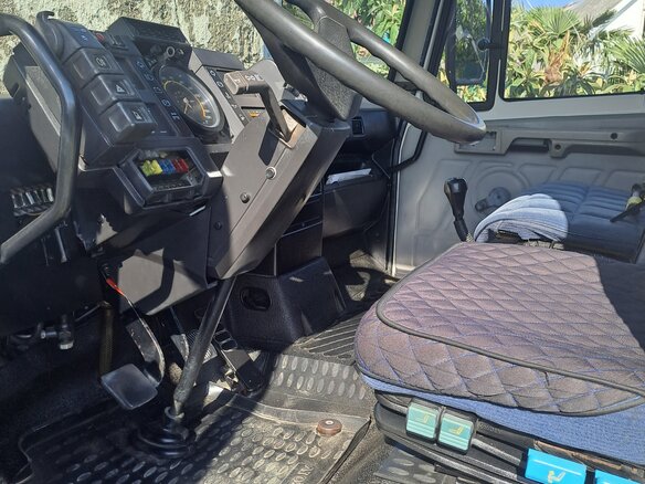 1990 DAF 400 Series, белый, 1850000 рублей - вид 8