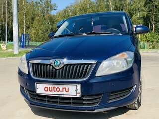 2010 Skoda Fabia II Рестайлинг, синий, 400000 рублей, вид 1