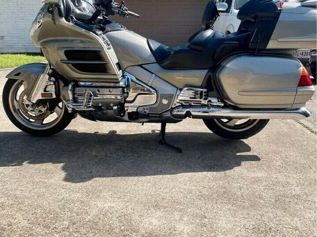 2003 Honda GL 1800 Gold Wing, серый, 670000 рублей, вид 3