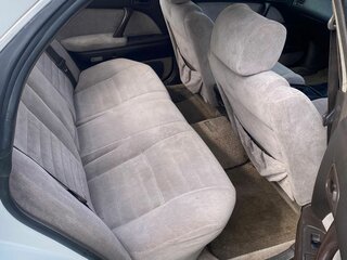 1993 Toyota Crown IX (S140), белый, 500000 рублей, вид 4