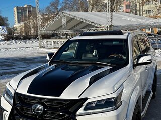 2018 Lexus LX 570 III Рестайлинг 2, белый, 13900000 рублей, вид 2