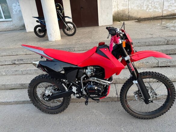 2025 Motoland XR300, красный, 150000 рублей - вид 3