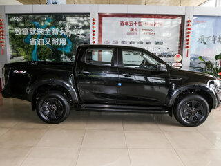 2024 Isuzu D-Max III, чёрный, 4480000 рублей, вид 3