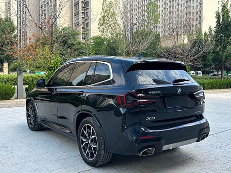 2023 BMW X3 25i xDrive III (G01) Рестайлинг, чёрный, 4014323 рублей, вид 5