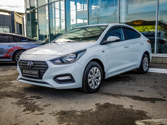 2018 Hyundai Solaris II, белый - вид 2