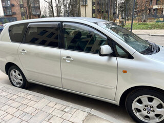 2002 Toyota Ipsum II (M20), серый, 850000 рублей, вид 3