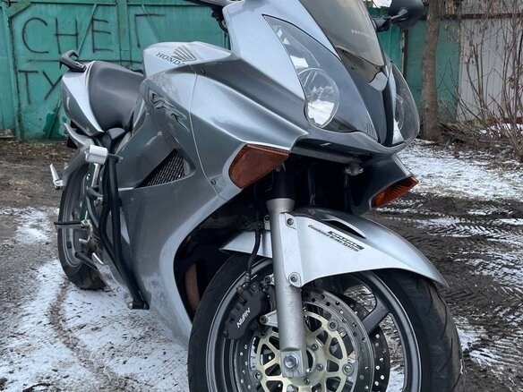 2005 Honda VFR 800, серый, 535000 рублей - вид 6