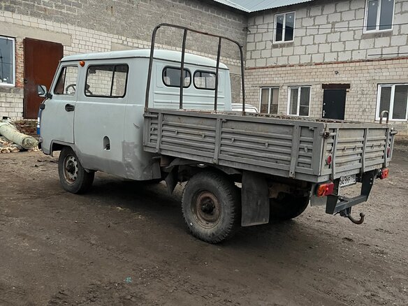 2015 УАЗ 3909, серый, 605000 рублей - вид 1