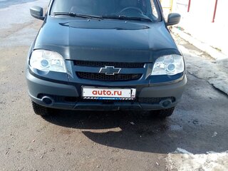 2012 Chevrolet Niva I Рестайлинг, чёрный, 690000 рублей, вид 1