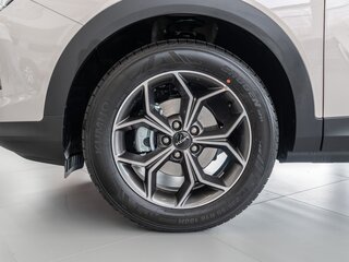 2024 KGM Korando, бежевый, 3240000 рублей, вид 4