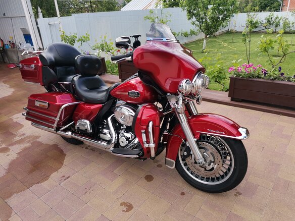 2012 Harley-Davidson Electra Glide, красный, 1340000 рублей - вид 1