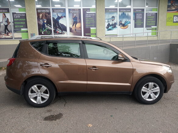 2013 Geely Emgrand X7 I, коричневый, 900000 рублей - вид 3