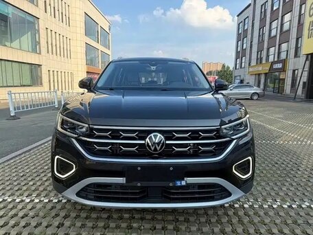 2023 Volkswagen Tayron I Рестайлинг, чёрный, 2635000 рублей, вид 2