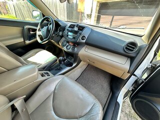 2011 Toyota RAV4 III (XA30) Рестайлинг, белый, 1700000 рублей, вид 4