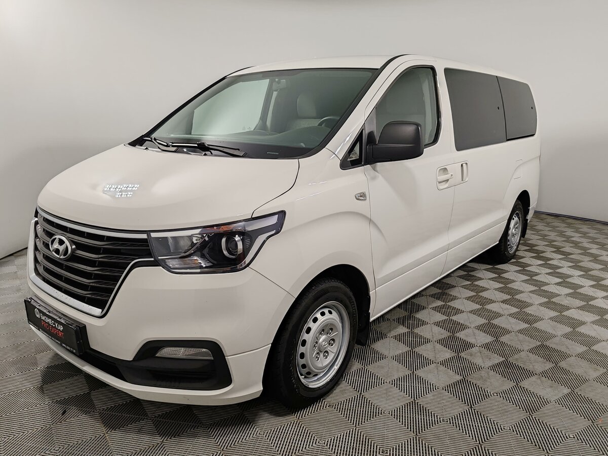 Открыть фотографии: Hyundai H-1 II Рестайлинг 2