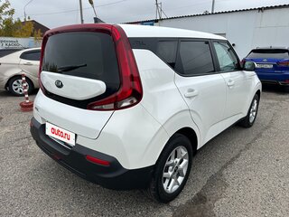 2019 Kia Soul III, белый, 1625000 рублей, вид 4