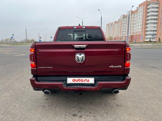 2020 Ram 1500 Crew Cab V, красный, 5200000 рублей, вид 5