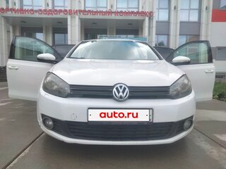 2011 Volkswagen Golf VI, белый, 425000 рублей, вид 2