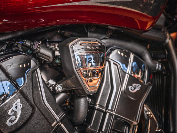 2025 Indian Scout, красный, 2440000 рублей - вид 13