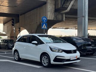 2021 Honda Fit IV, белый, 1156000 рублей, вид 3