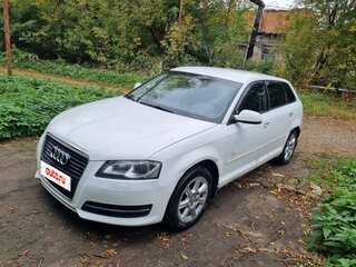 2011 Audi A3 II (8P) Рестайлинг 2, белый, 540000 рублей, вид 2
